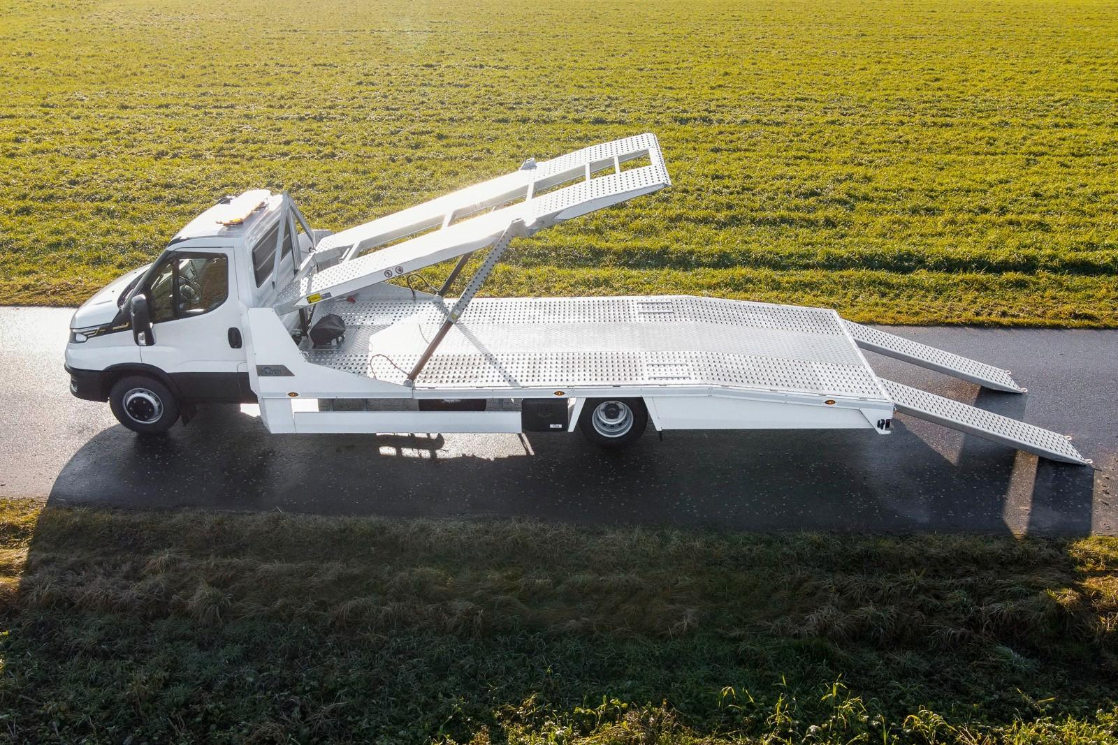 Iveco 70C21HA8/P Doppelstock-Aufbau SOFORT VERFÜGBAR