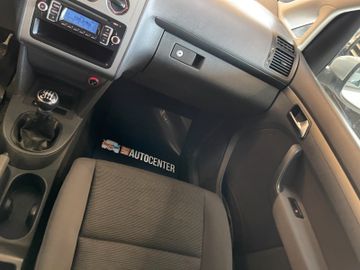 Volkswagen Touran Conceptline *KLIMA*TEMPOMAT*SZHZ*