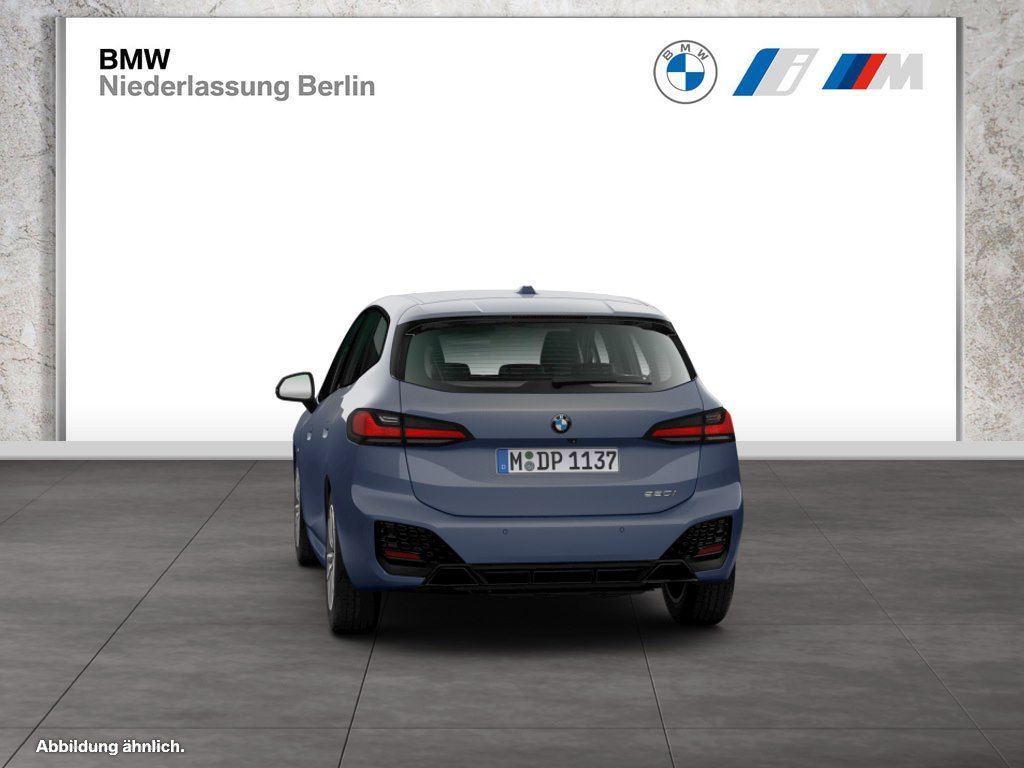 BMW 220 Active Tourer - Bild 8