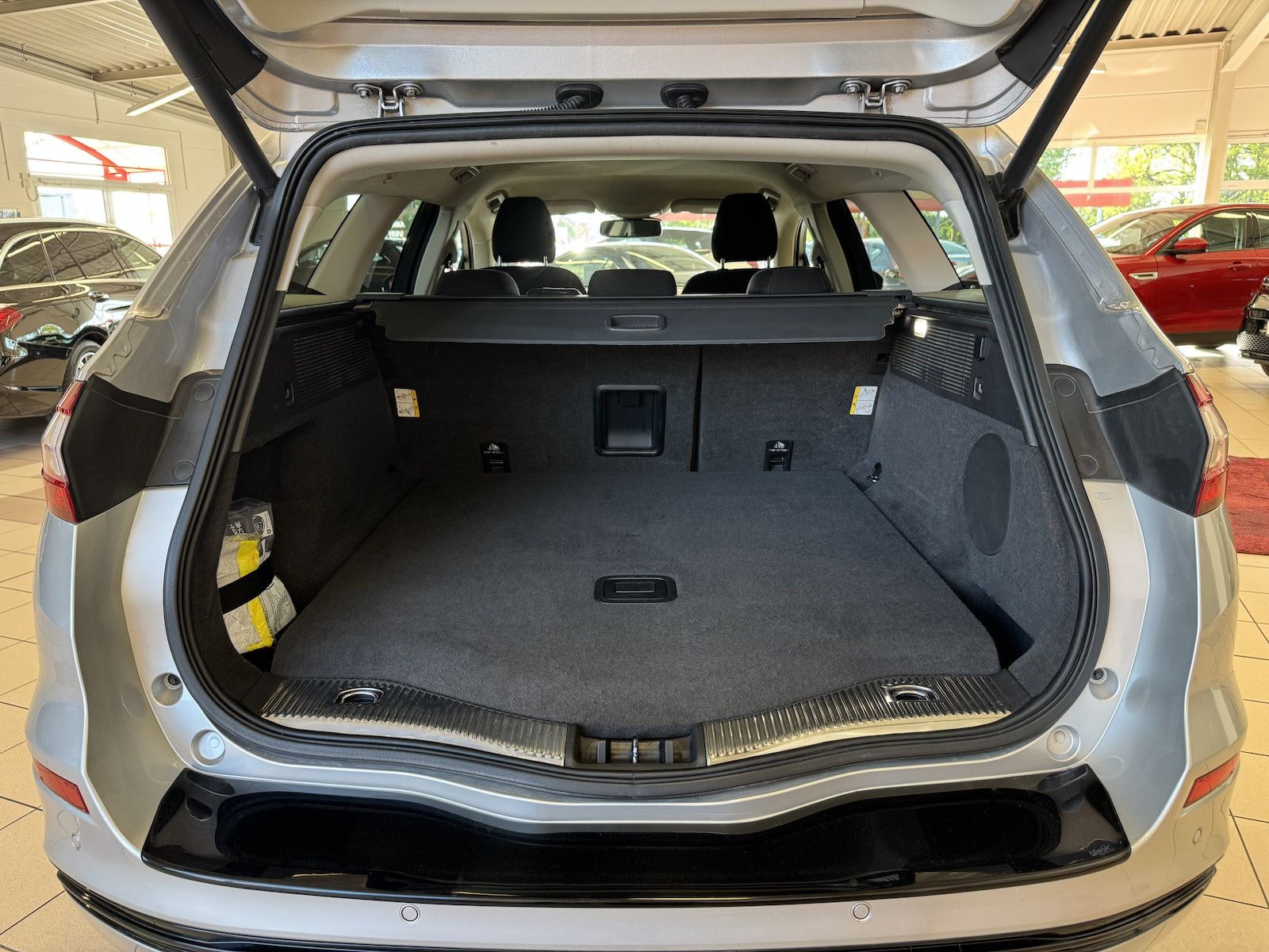 Fahrzeugabbildung Ford Mondeo Titanium LED/DAB/Navi/Keyless/Cam/CarPlay