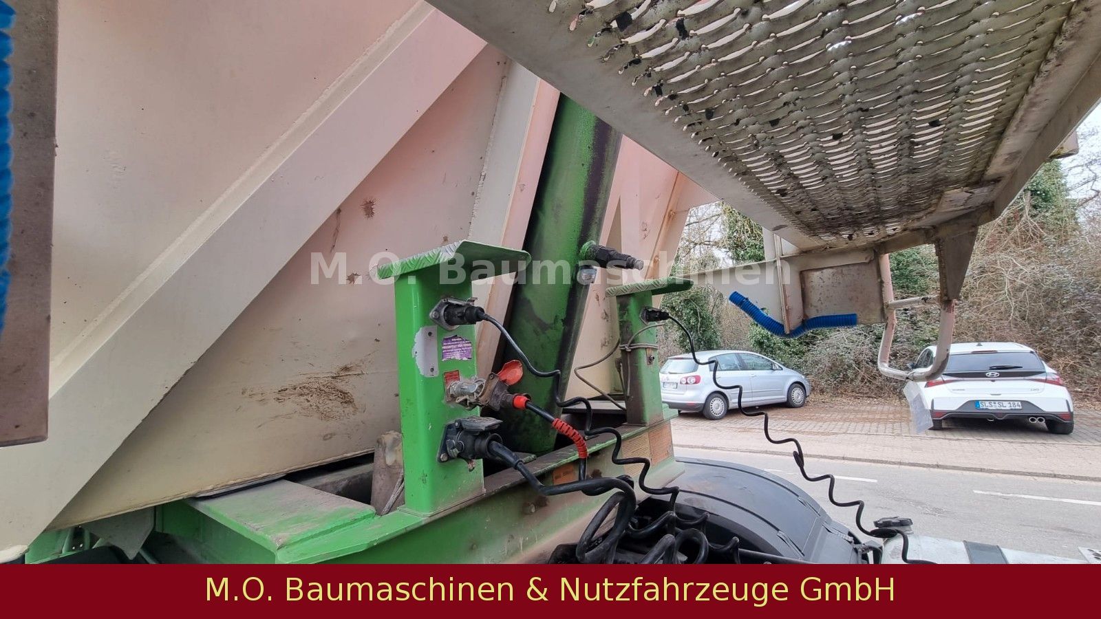 Fahrzeugabbildung Benalu TF 34 C / 3 Achser/ Kipper/Blattfederung /Alu /