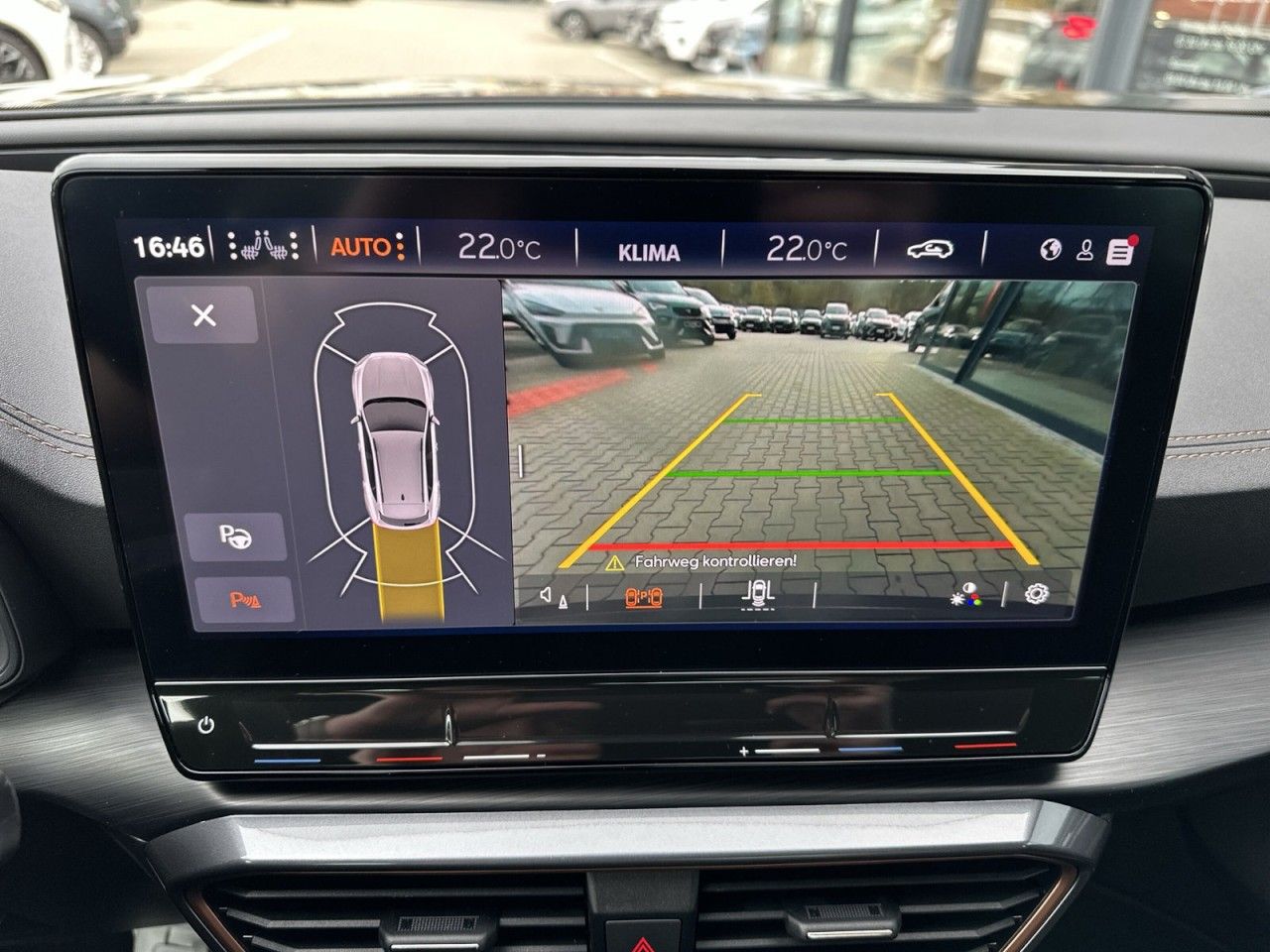 Fahrzeugabbildung CUPRA Formentor VZ Tribe Edition 2.0 TSI 4Drive DSG - mit KI generiert/bearbeitet