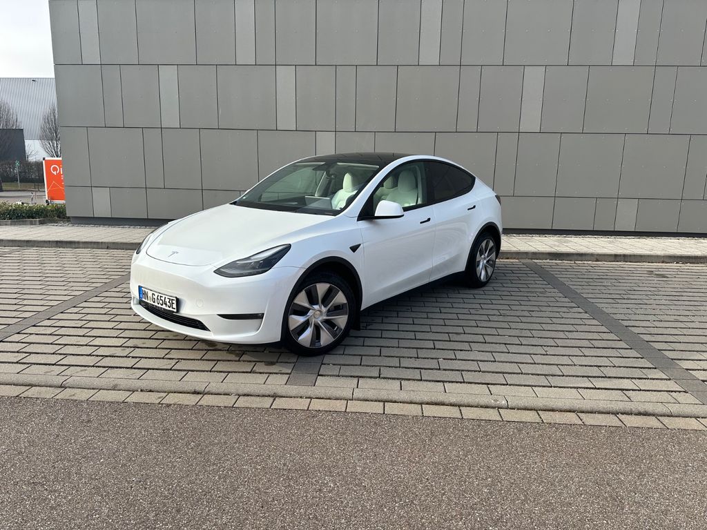Image of Tesla Model Y