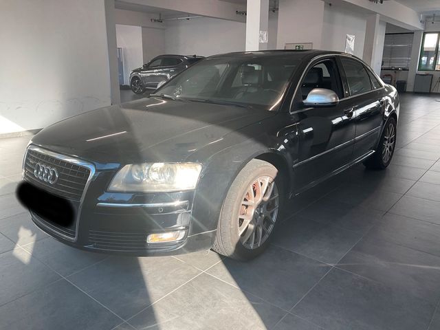 Audi A8 3.0 TDI quattro+Leder+Navi+SSD+Keyless+Xenon+