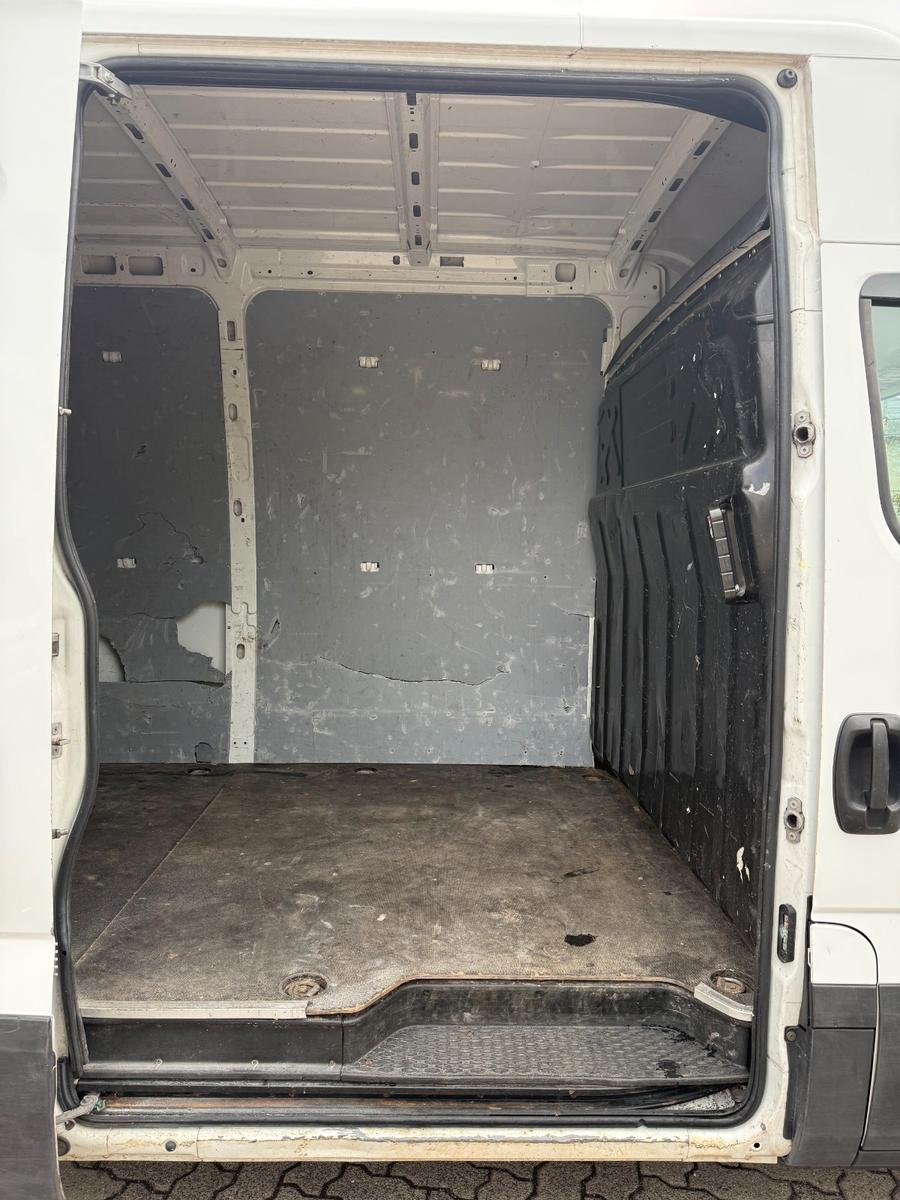 Iveco Daily Kasten CAM/Automatik/3-Sitze/Klima
