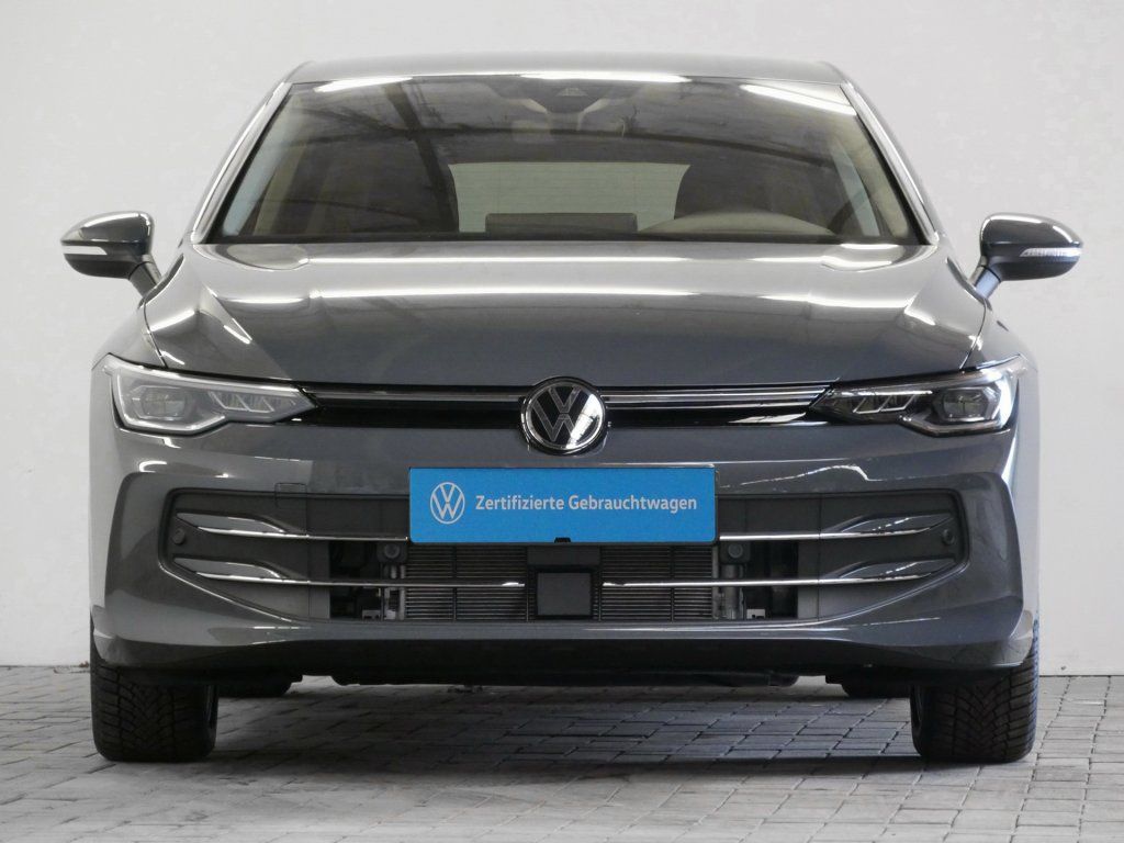 Fahrzeugabbildung Volkswagen Golf Style 2.0 TDI DSG AHK Matrix-LED