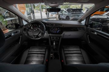 Bild 18 VW Touran Highline Autom. Navi USB