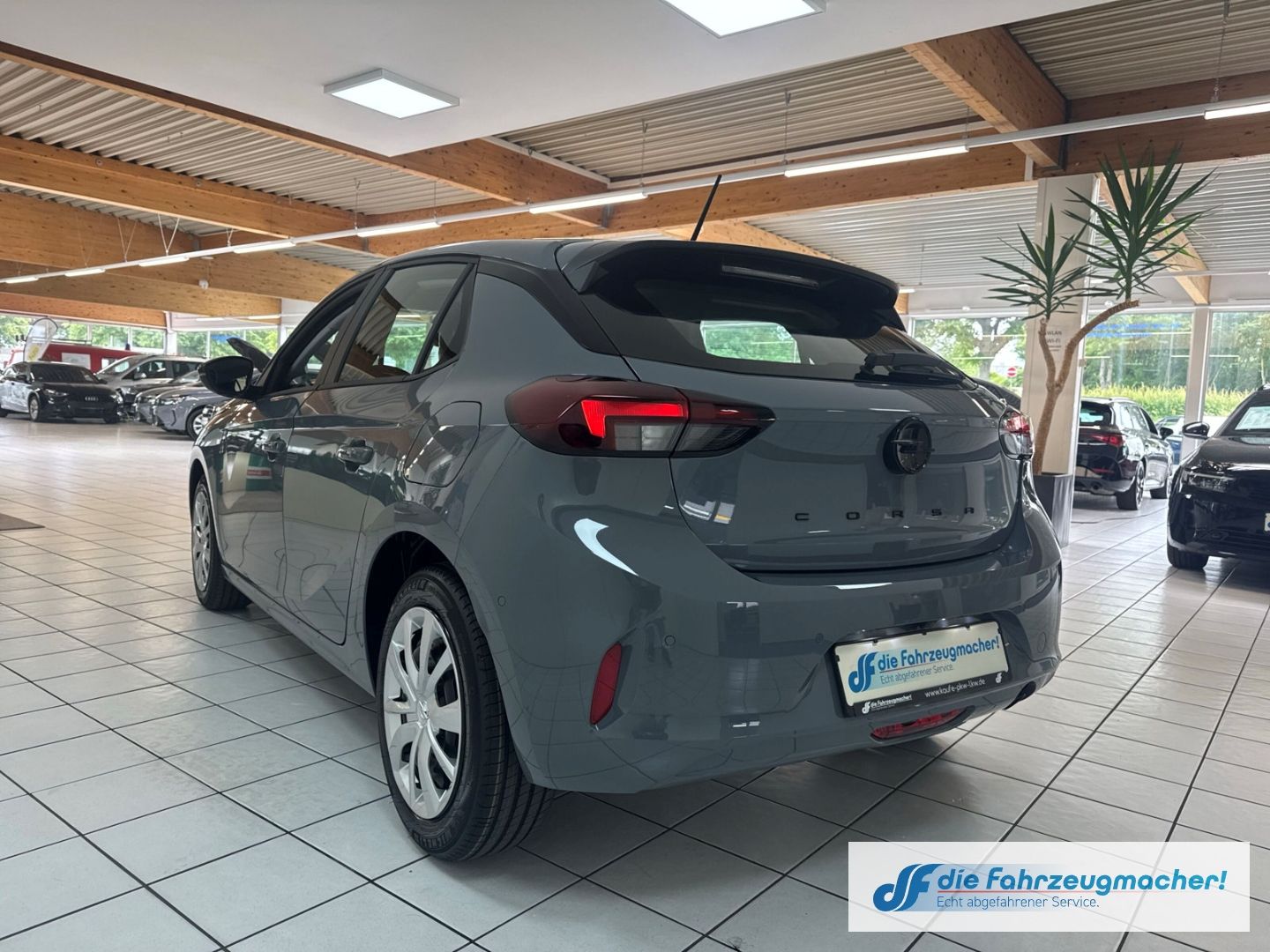 Fahrzeugabbildung Opel Corsa F Sitzhzg, Kamera* LED Apple CarPlay DAB