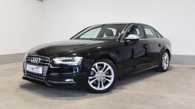 Audi S4 3.0 TFSI Quattro~NAVI~PDC~