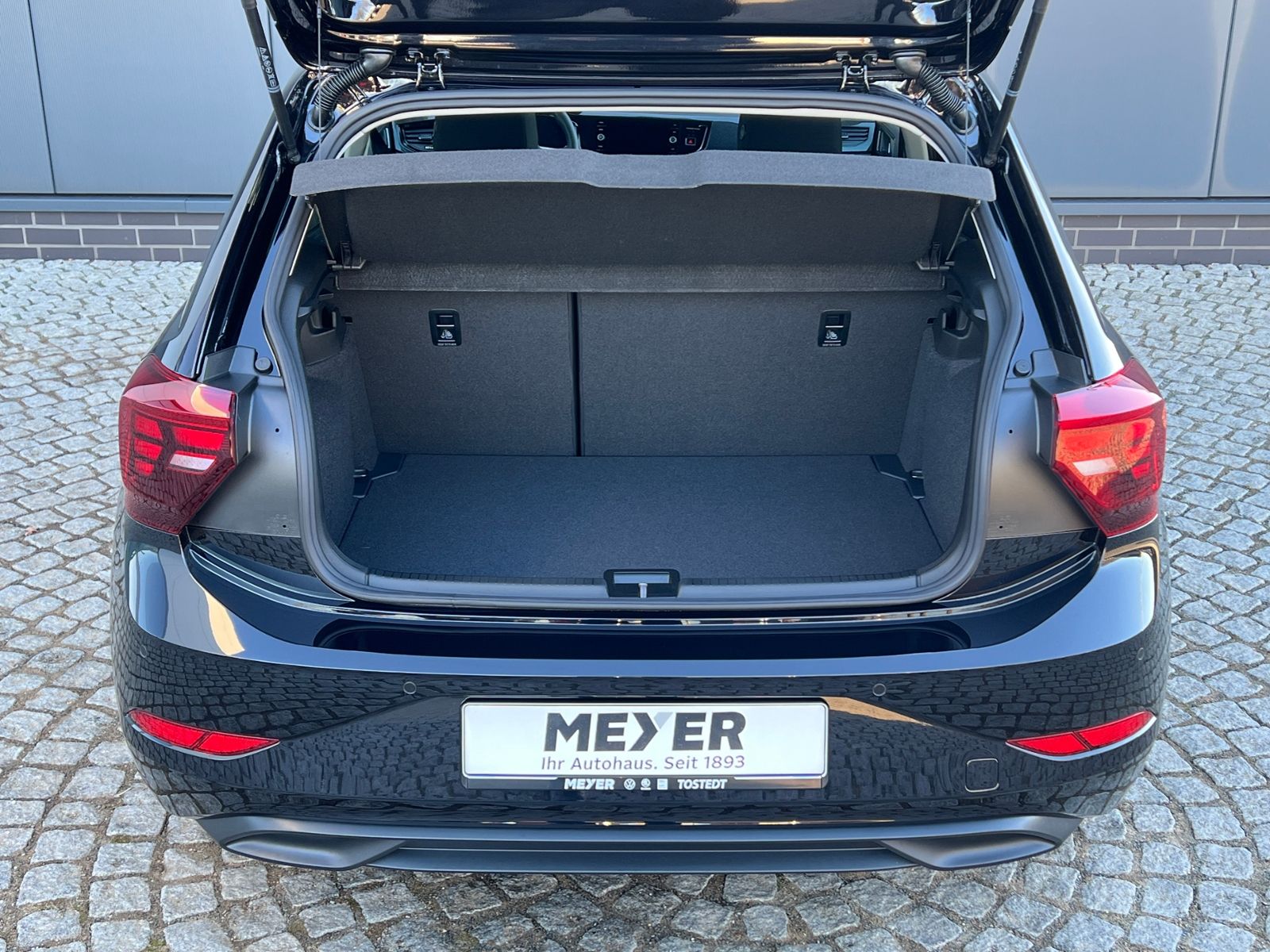 Fahrzeugabbildung Volkswagen Polo Life 1.0 TSI *LED, Klima, Sitzhzg., App-Con