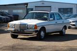 Mercedes-Benz 230E W123*SCHIEBEDACH*AUTOMATIK*AHK - weiße Mercedes-Benz 230