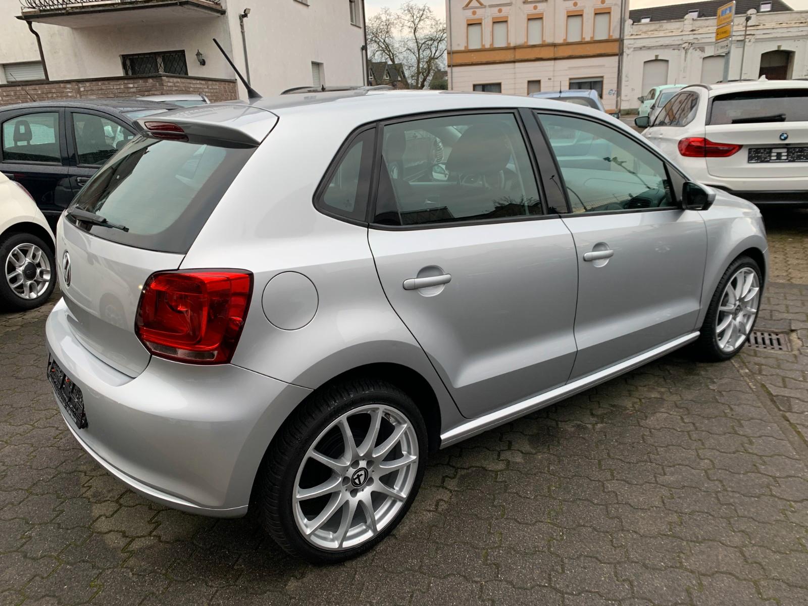 Volkswagen Polo V 1.2 Cool & Sound-Paket Alufelgen 17 Zoll