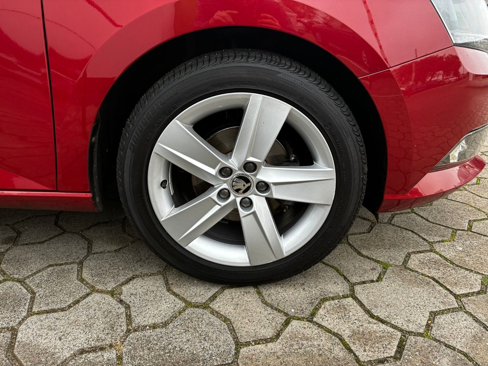 Fahrzeugabbildung SKODA Fabia 95PS 5-Gang*GRA*PDC*Climatronic*Euro6