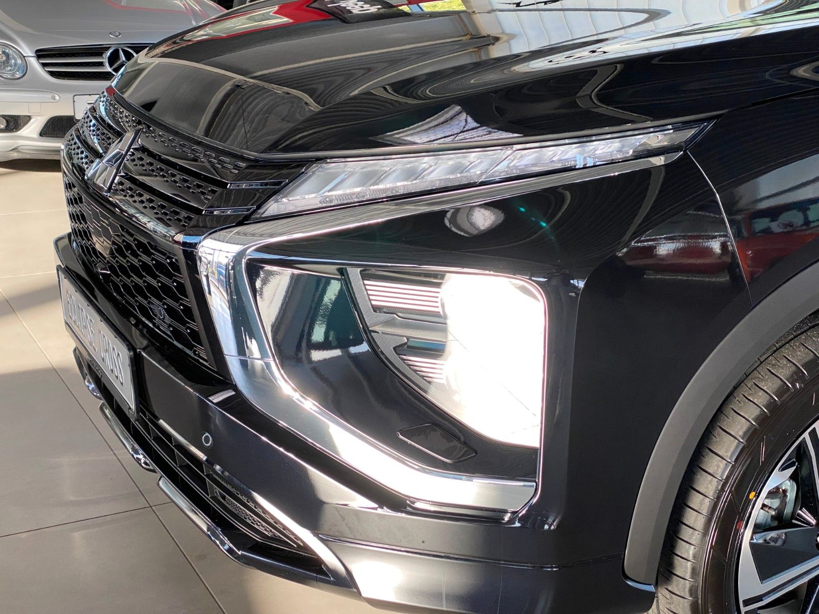 Fahrzeugabbildung Mitsubishi Eclipse Cross Plus Select Paket