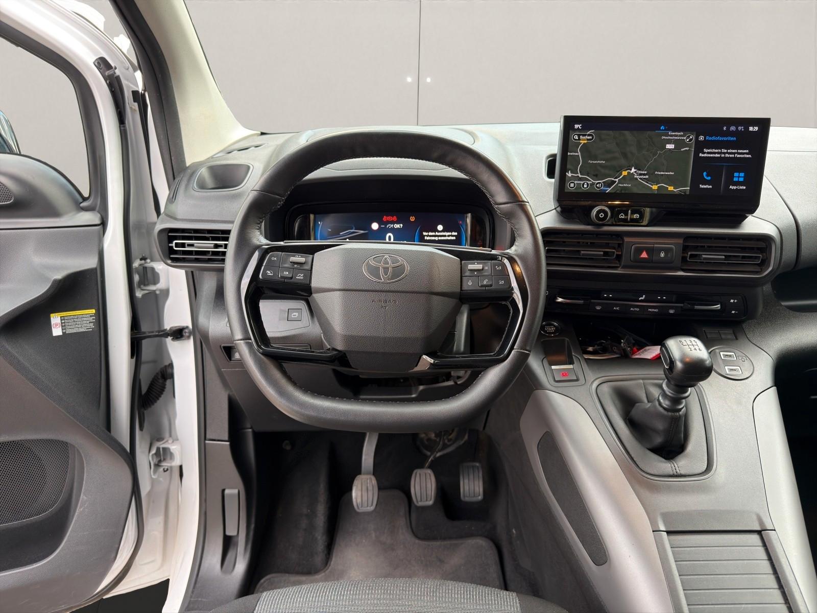 Toyota Proace City Verso L1 Team D 15 j. Garantie