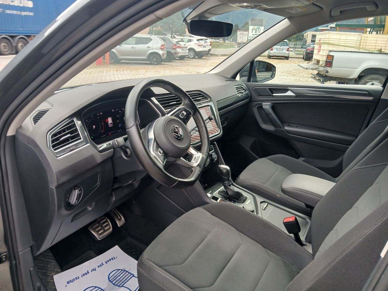 Volkswagen Tiguan 2.0 TDI SCR DSG 4MOTION Advanc imagem 3