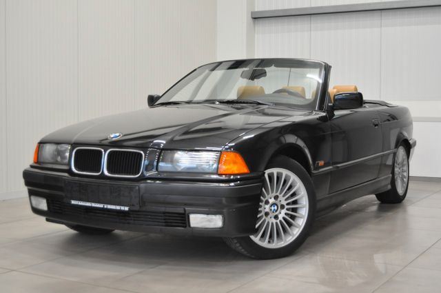 BMW 320i Cabrio / KLIMA / LEDER / SHZ / SCHECKHEFT