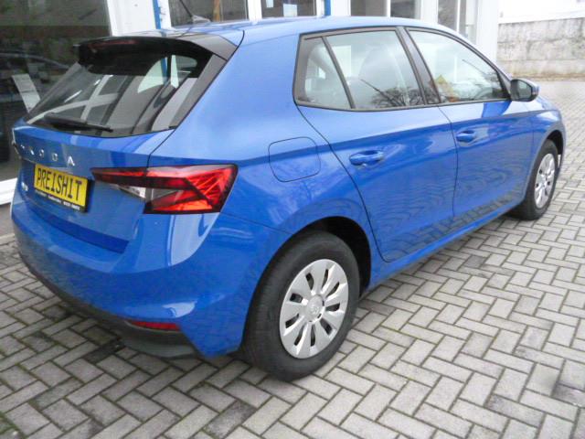 Skoda Fabia 1,0 Drive KLIMA PDC ZV+FB DAB APPLECAR-NAV