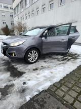 Hyundai ix35 2.0 CRDi 135 kW Style 4WD Automatik Style - Hyundai ix35 von privat