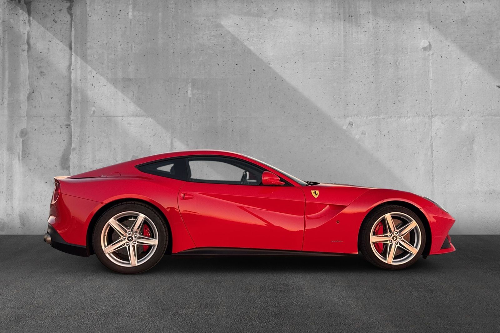 Fahrzeugabbildung Ferrari F12*Approved*Dt. Auto*LED Lenkrad*Daytona Sitz