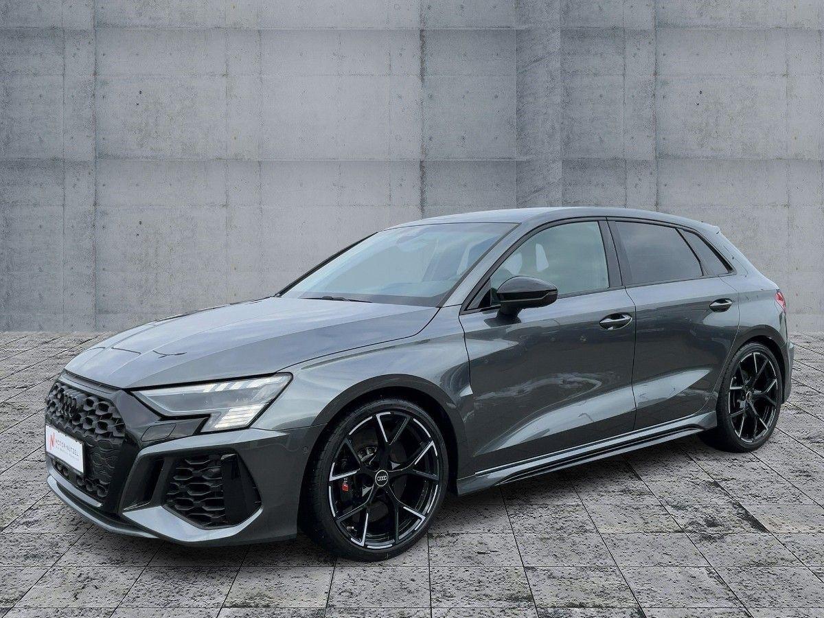 Audi RS 3 Sportback quattro