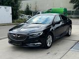 Opel Insignia B Grand Sport Innovation +GSD+LED+UVM - Opel Insignia: Schiebedach