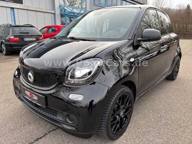 Smart ForFour electric drive / EQ*2.HAND-KAMARA-PANO*