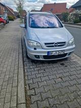 Opel Zafira 2,2 mit tüv - Opel Zafira aus 2004 mit Diesel-Antrieb
