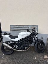 Hyosung GT 650 Naked / 2011 / Sportauspuff  / Alles neu  - HYOSUNG GT 650