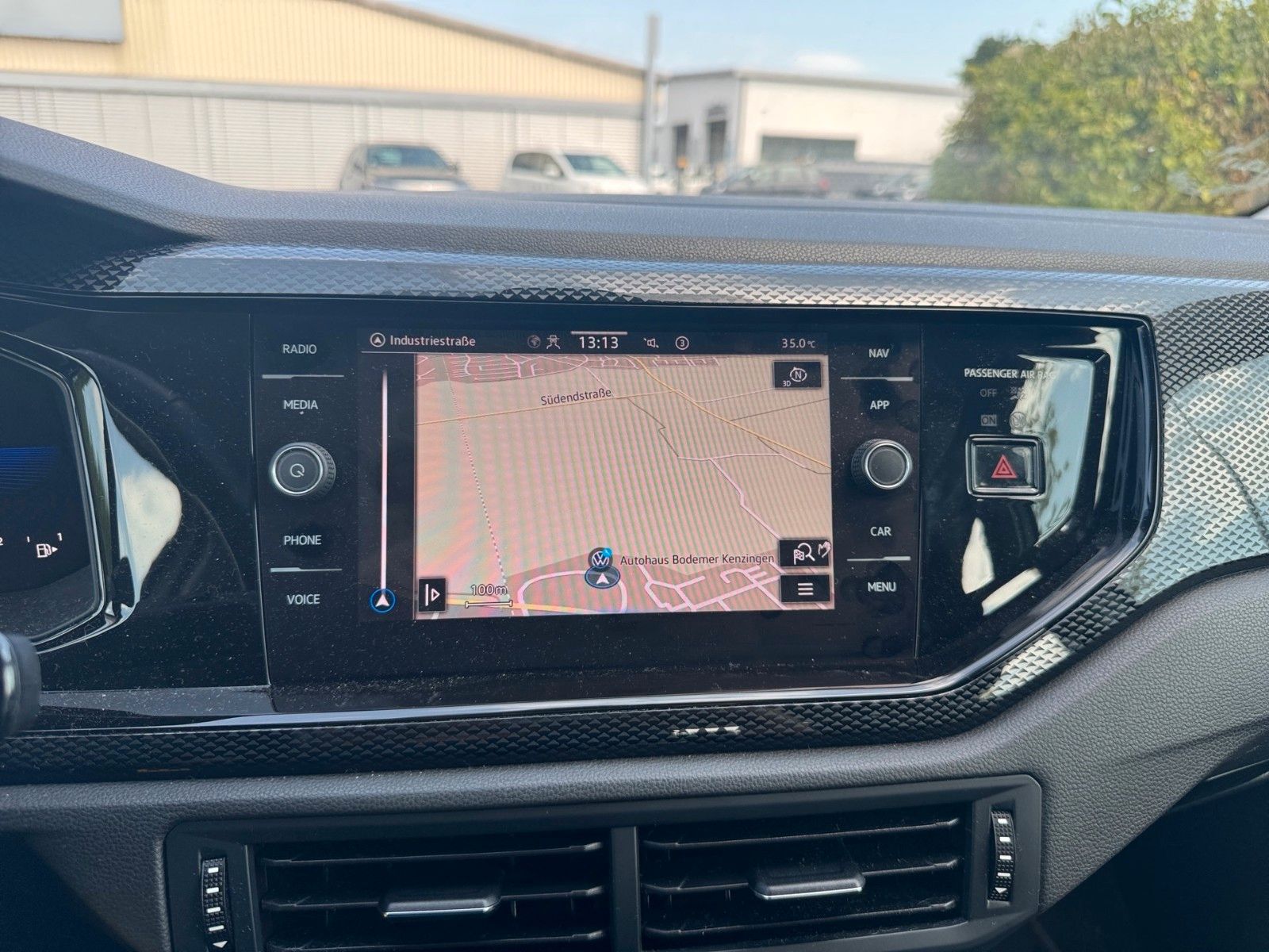 Fahrzeugabbildung Volkswagen Polo VI Life 1.0 TSI