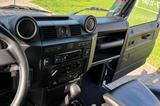 Land Rover Defender 110 TD4 Station Wagon  - Land Rover Defender in Duisburg