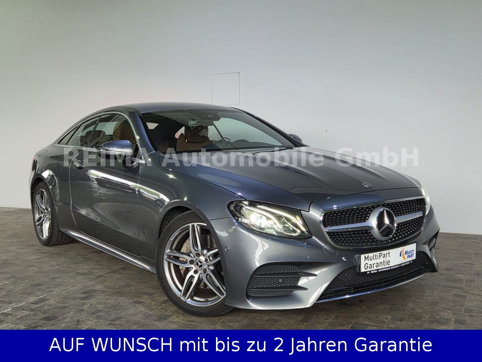 Fahrzeugabbildung Mercedes-Benz E 200 E Coupe AMG, LED, Leder, Assistentspaket