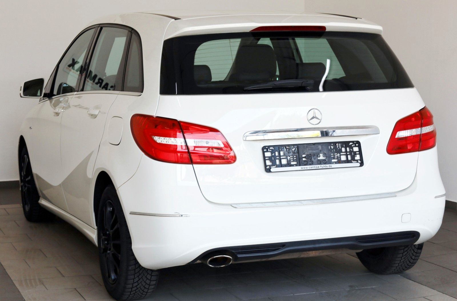 Fahrzeugabbildung Mercedes-Benz B 180 Leder,Navi,Xenon,SH,PDC,SR+WR