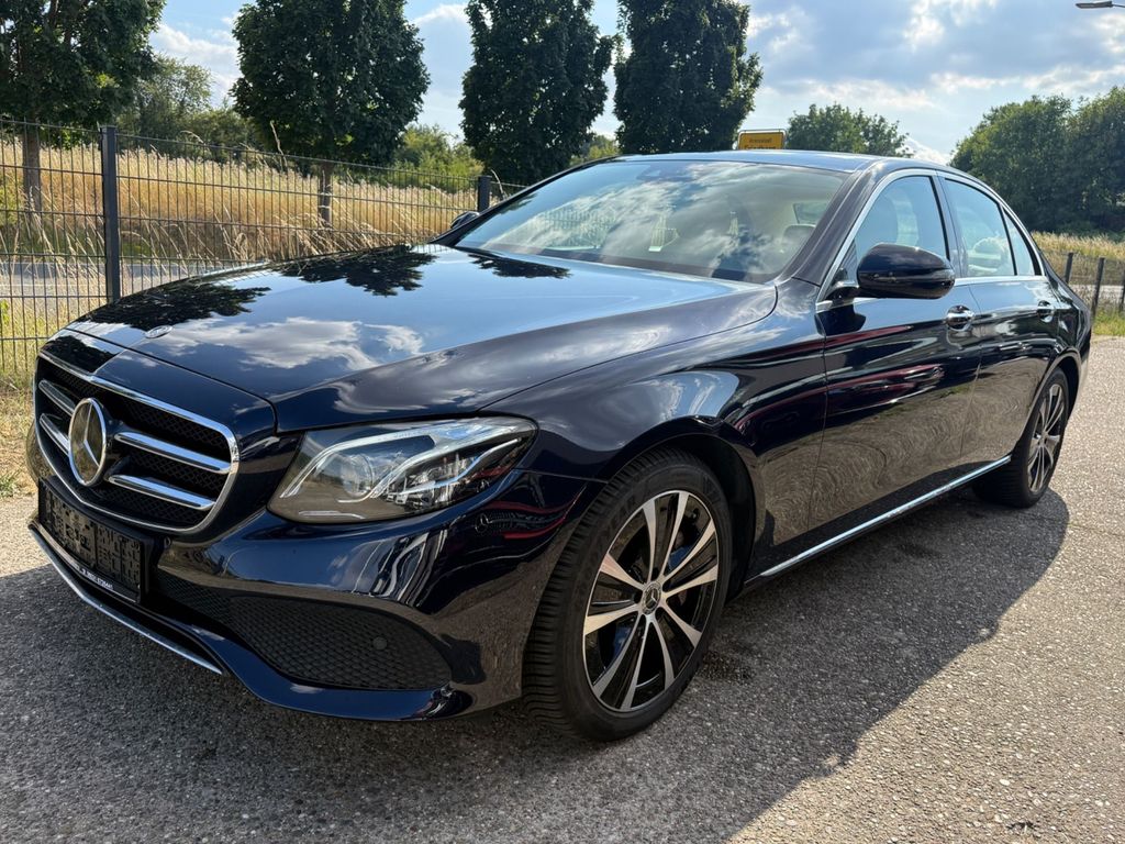 Image of Mercedes-Benz E 400