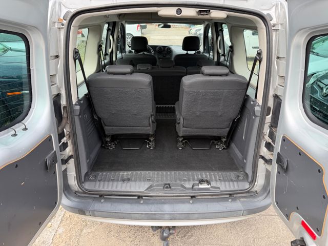 Citan Kombi 111 CDI extralang, 7 Sitze, AHK Bild 9