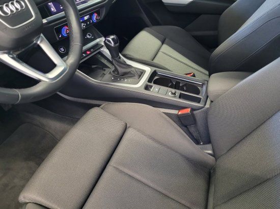 Audi Q3 Sportback 35 1,5TFSI S Line 110 KW DSG Nav,AH foto 11