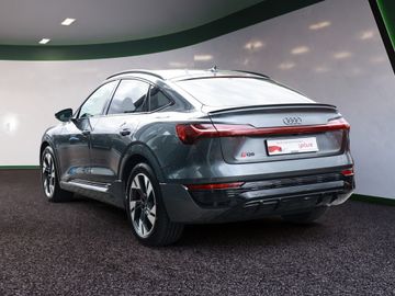 Audi Q8 e-tron - 4