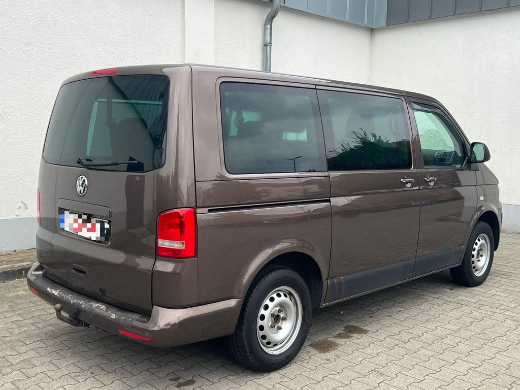 Volkswagen T5 Caravelle