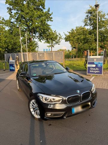 BMW BMW 118i/Advantage/LED/TüvNeu/Automatik/Na...