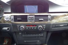 Fahrzeugabbildung BMW 335 335i Cabrio **TÜV-NEU / SERVICE-NEU**