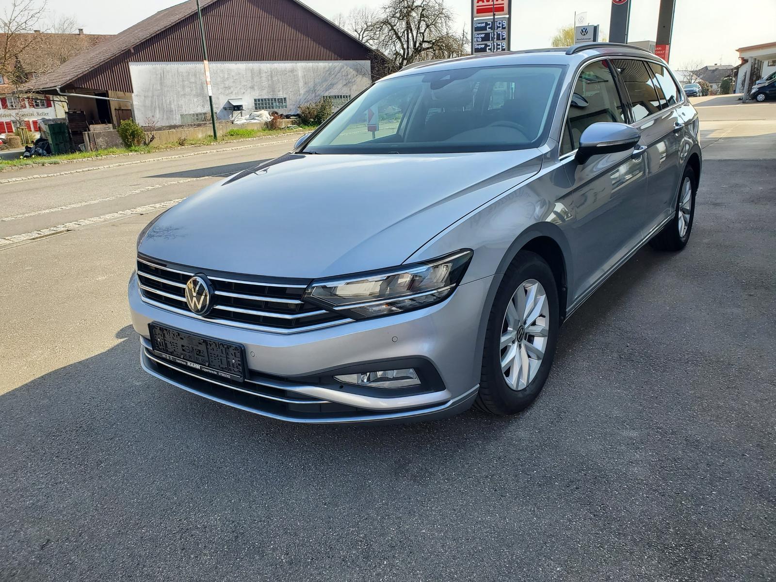 Volkswagen Passat Variant 1.5 16V TSI ACT Business  DSG Nav