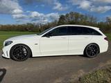 Mercedes-Benz C300de AMG  Night LED Pano DAB StHz Kamera Sound - Hybrid (Diesel/Elektro): Alcantara, Kombi
