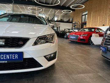 Seat Leon FR Lim. 5-Türer*2.HAND*SCHECKHEFT*LED*TOUCH
