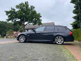 BMW 320d Automatik M Paket Voll 8-fach bereift - BMW 3er Reihe aus 2010: Kombi