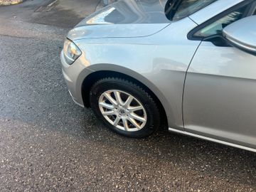 Volkswagen Golf - 7