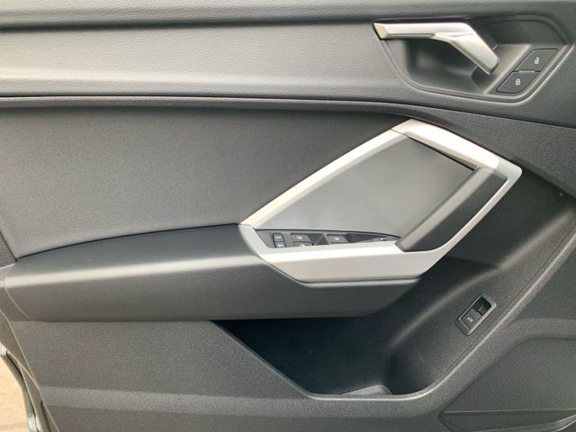 Q3 Sportback 35 TDI S-LINE  +LED+KAMERA+SITZHZG+