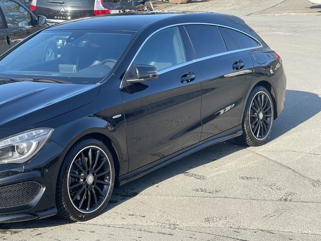 MERCEDES-BENZ CLA 250 Shooting Brake CLA 250 4MATIC DCT AM...