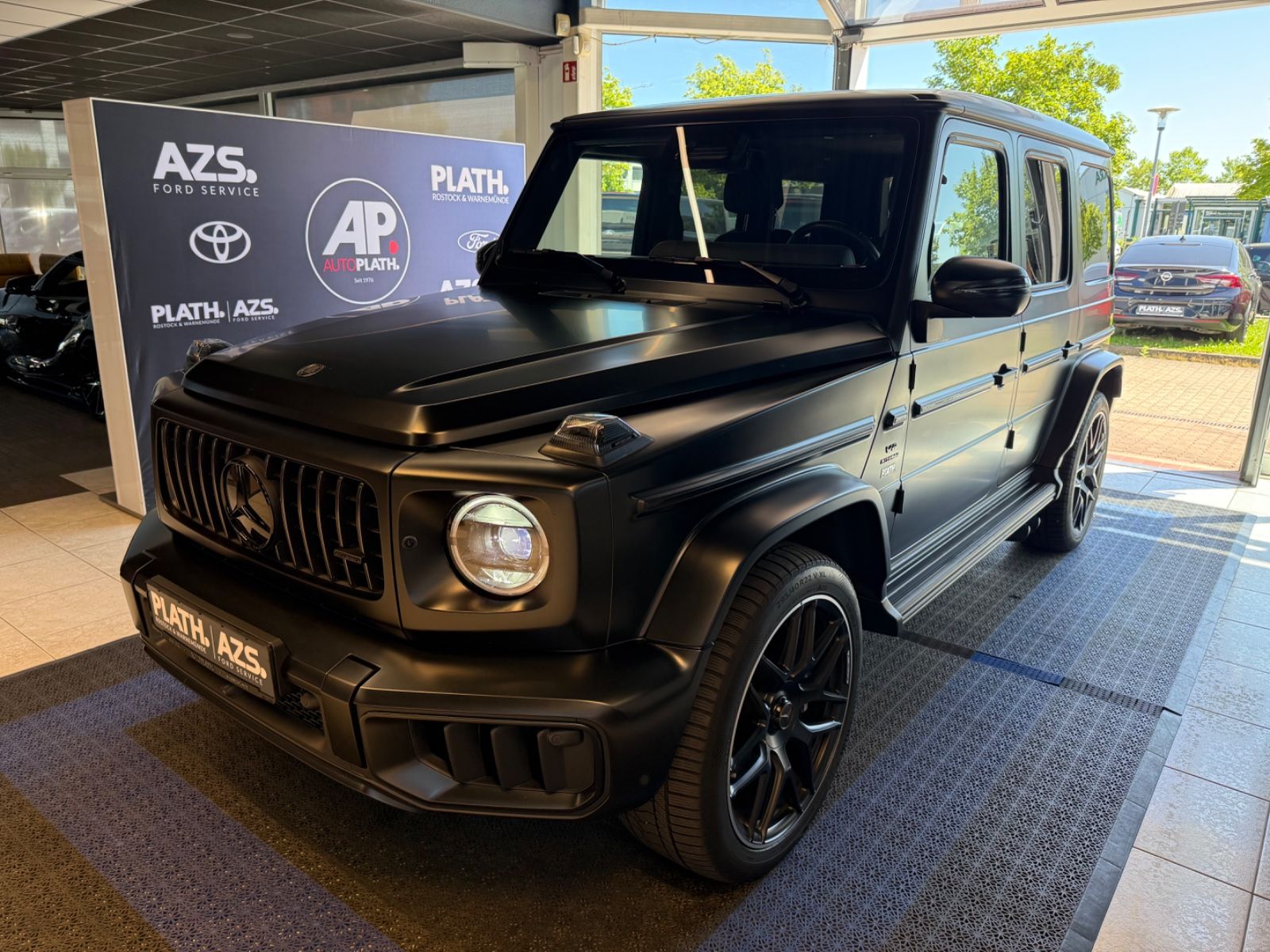 MERCEDES-BENZ G 63 AMG Night + Performance + Superior Paket