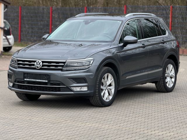 Volkswagen Tiguan 2.0 TSI Highline DSG 4x4 *NAVI*XENON *AHK