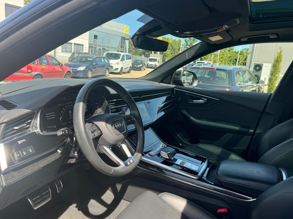 Audi SQ8